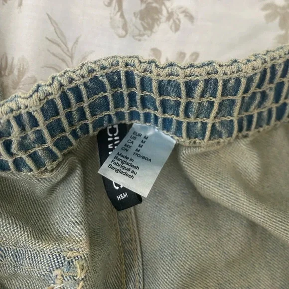 H&M Cargo Pants - Picture 2 of 4